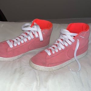 NIKE pink blazers
